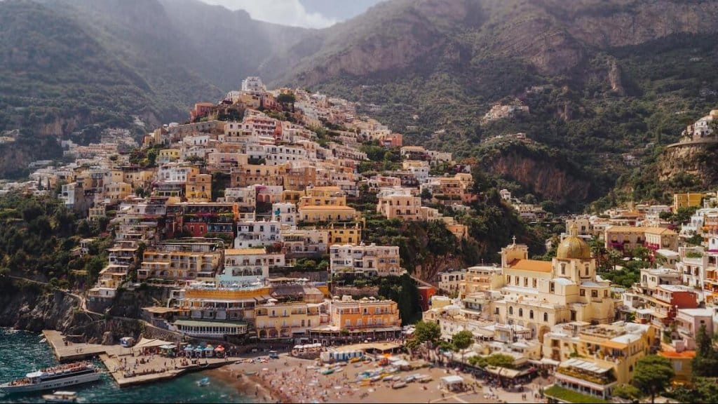 Plage de Positano sur la cote Amalfitaine
