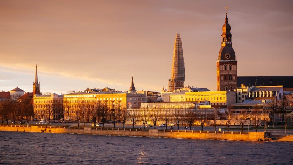 Riga et la rivière Daugava