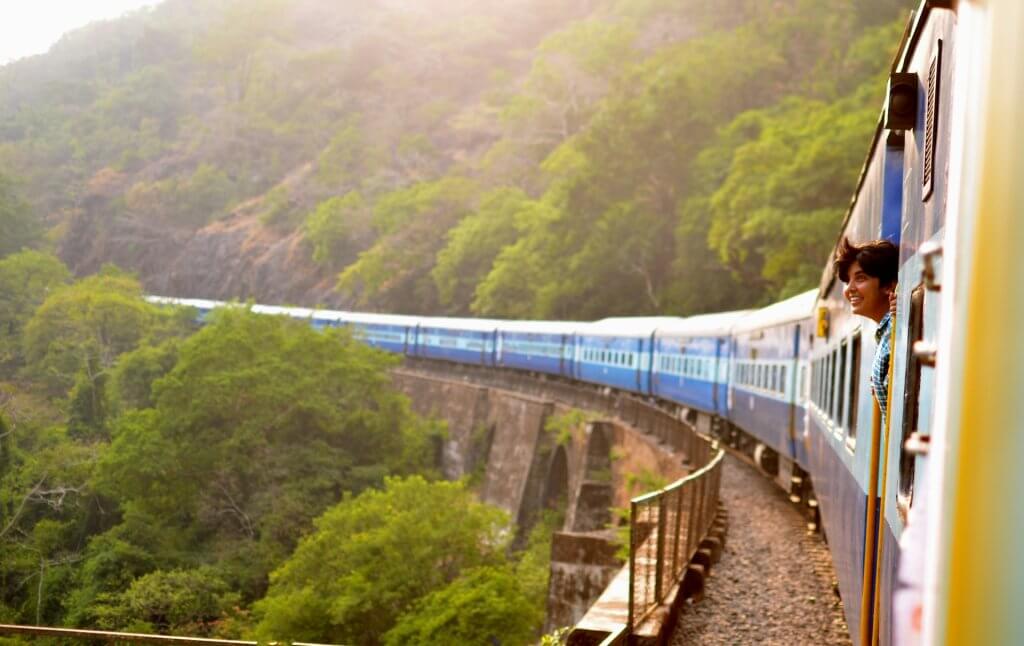 Voyager en train de luxe en Inde, une expérience incroyable