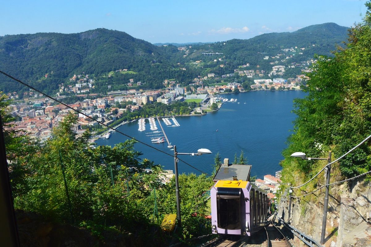 Le funiculaire de Come-Brunate, en service depuis 1894